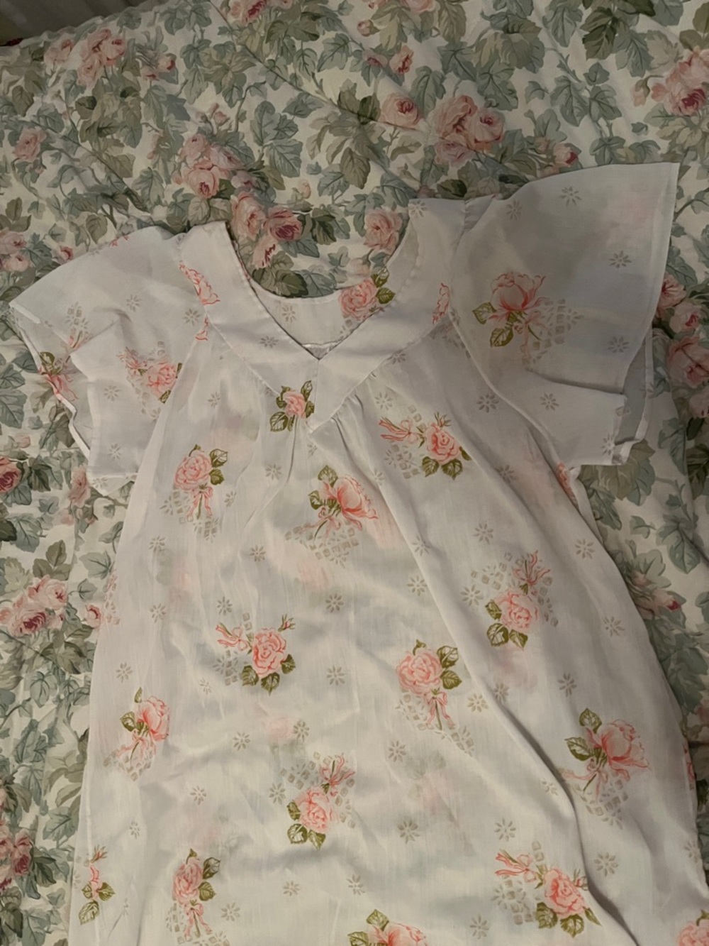 Women's White Floral Nightgown - Pink Rose Print